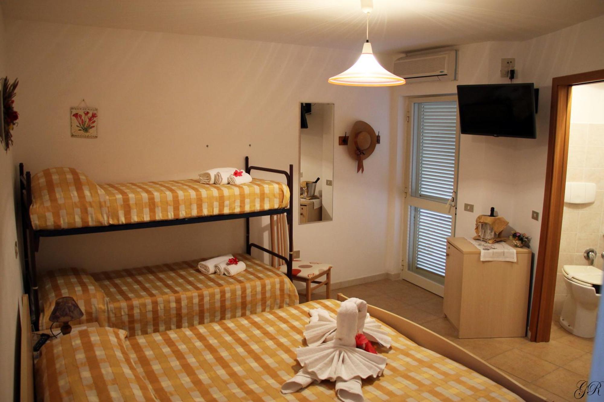 Hotel L'Ancora Capo Vaticano Luaran gambar