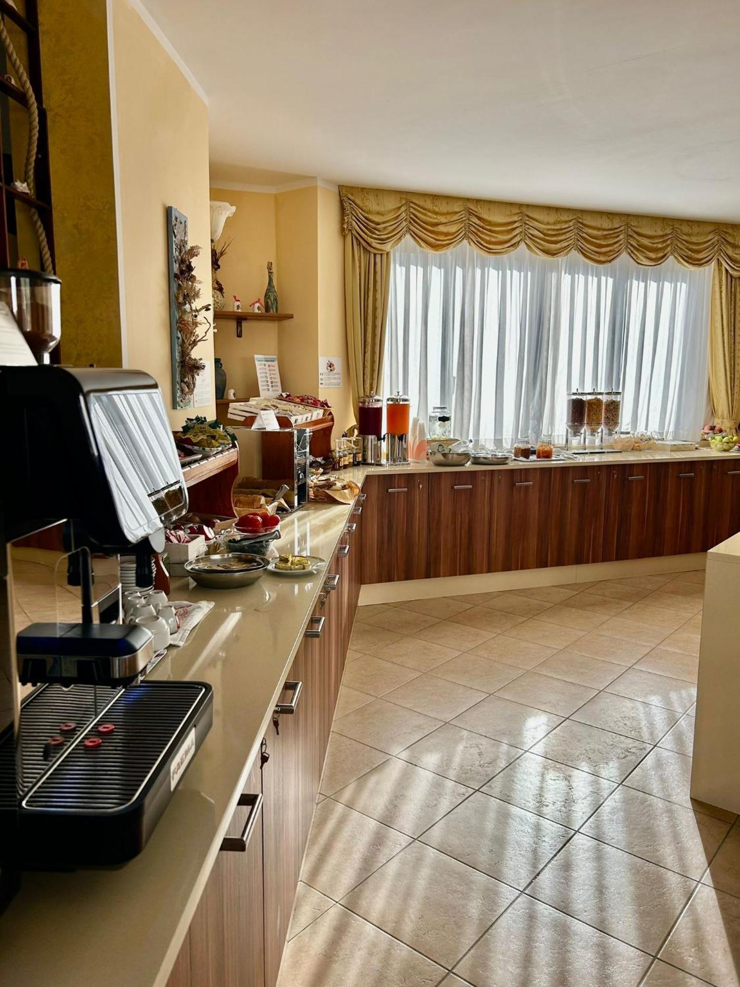 Hotel L'Ancora Capo Vaticano Luaran gambar