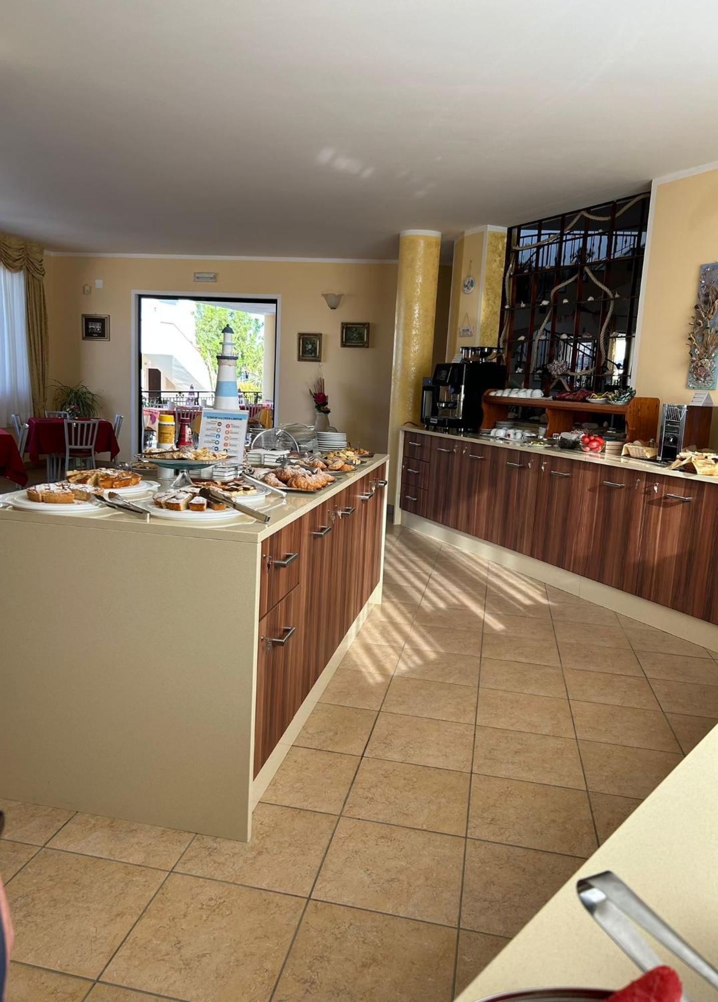 Hotel L'Ancora Capo Vaticano Luaran gambar
