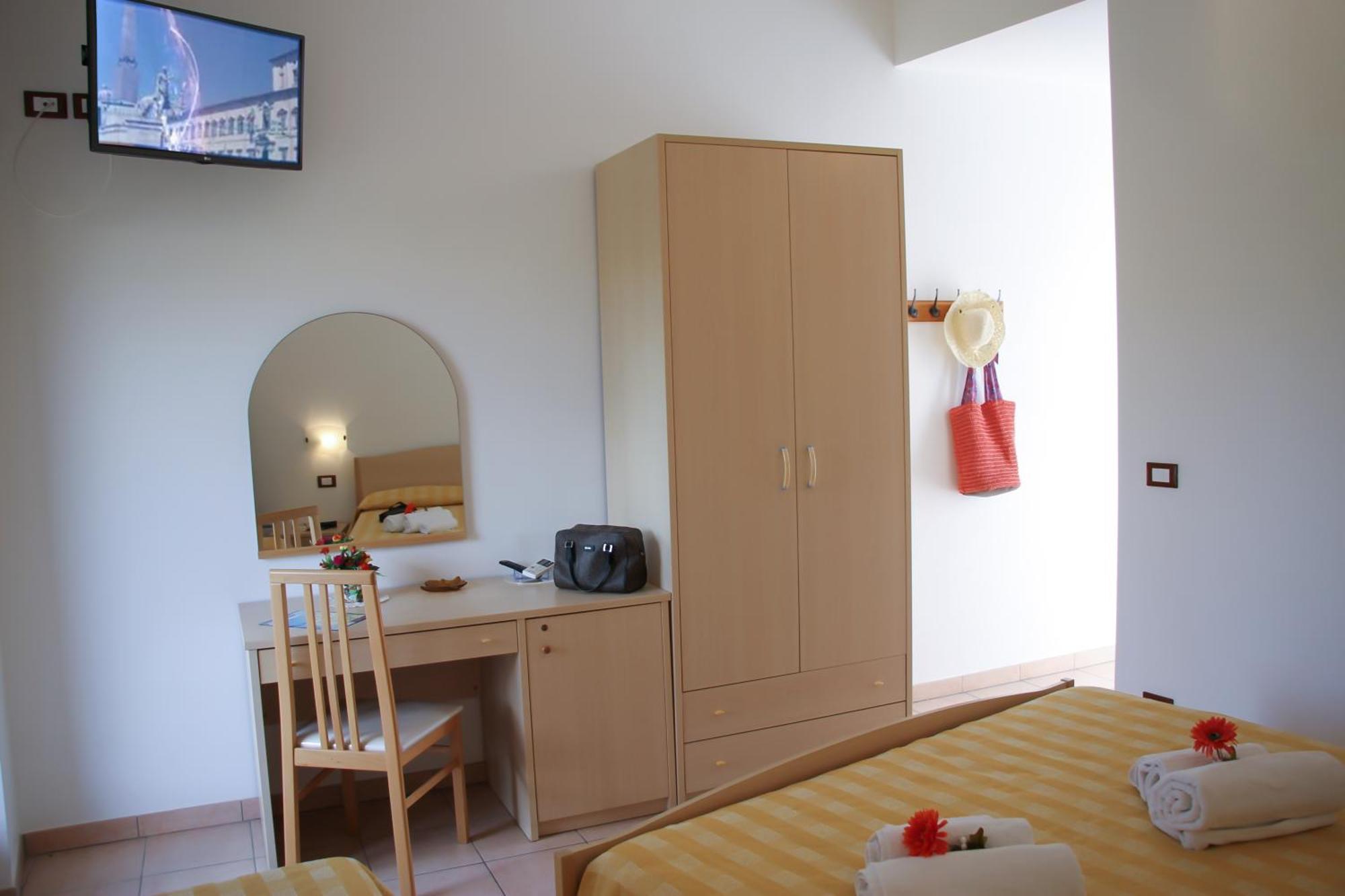 Hotel L'Ancora Capo Vaticano Luaran gambar